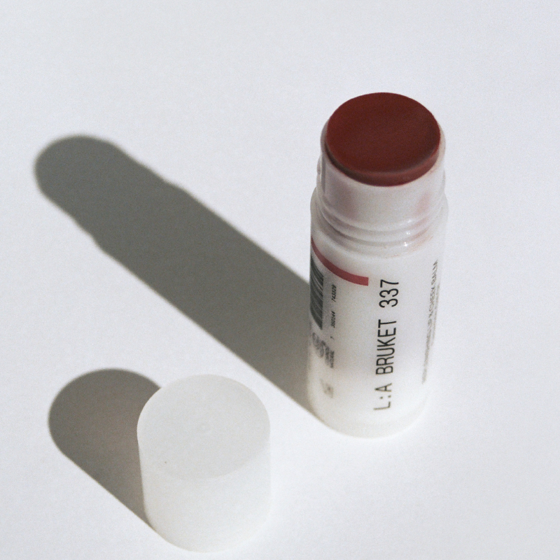 337 Replenishing Lip & Cheek Balm Wild Raspberry - Imagen 2